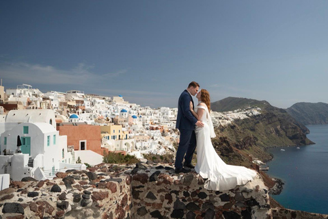 The Art of Santorini Light in Oia by Rey 1 HOUR FAMILY OIA