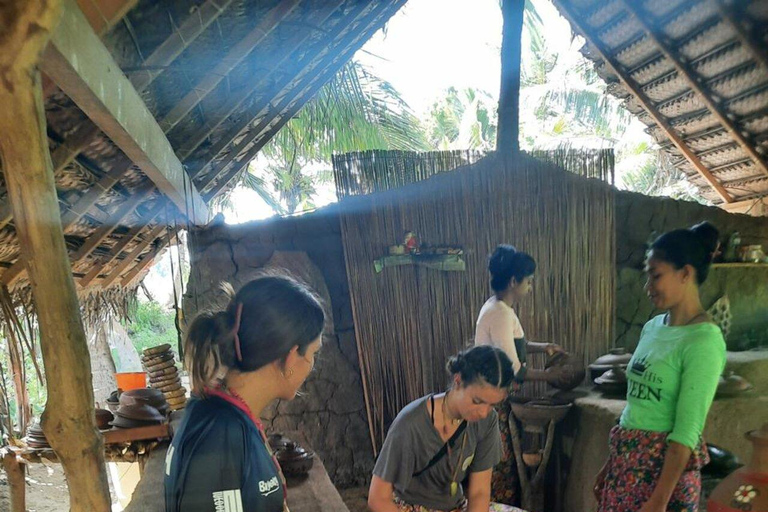 Kandy: Sri Lankan Roti Cooking Class & Tasting Experience