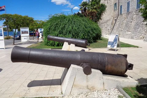Visite privée de Šibenik et Zadar au départ de Split ou Trogir
