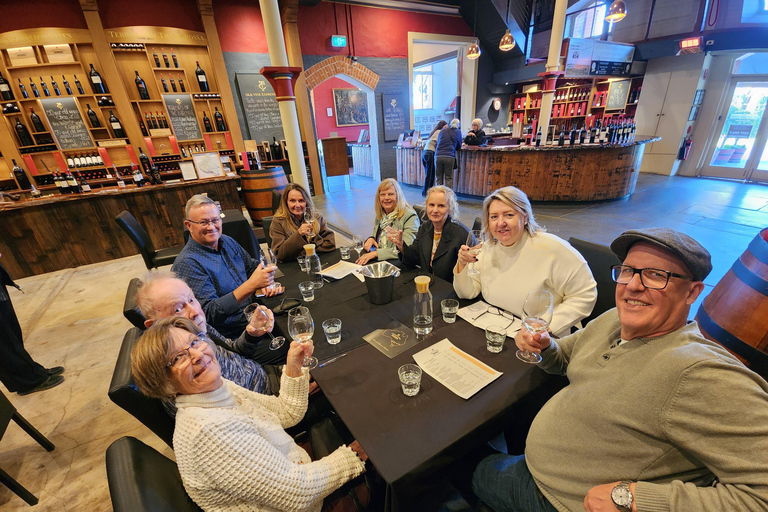 Adelaide: All-Inclusive Barossa Food and Wine Experience