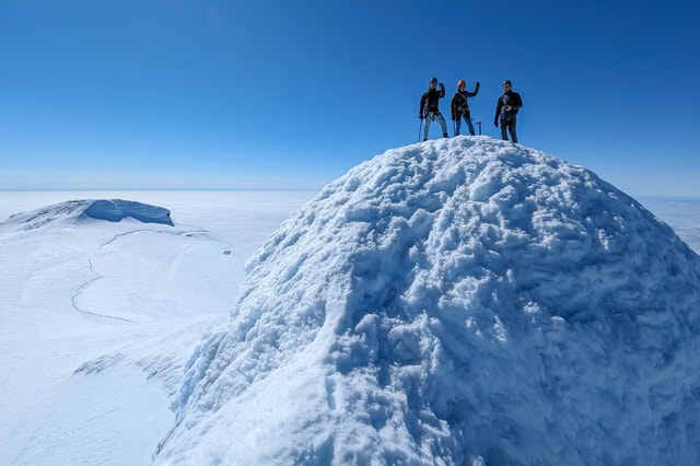 From Reykjavík : hike the glacier & summit of Snæfellsjökull