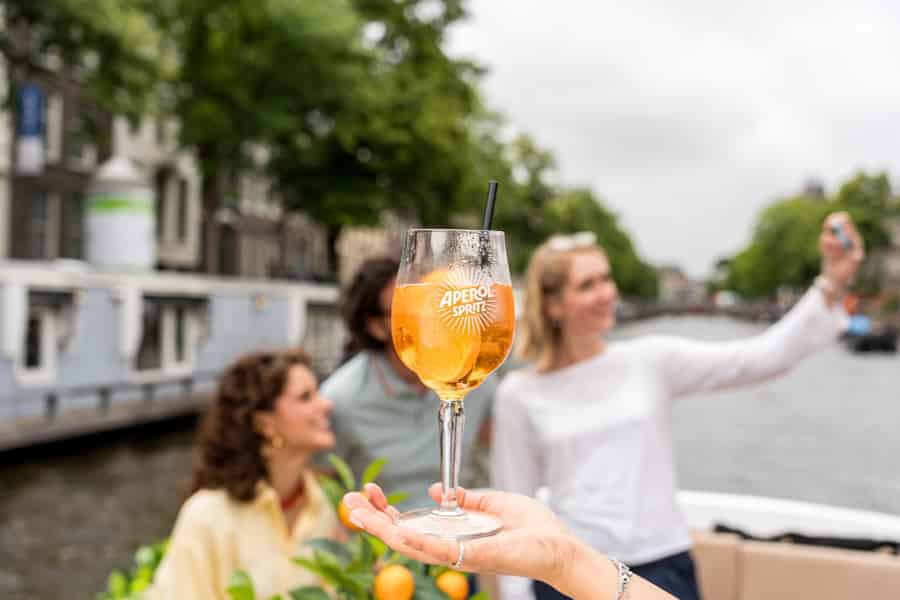 Amsterdam: Originale Aperol & Limoncello Spritz Kreuzfahrt. Foto: GetYourGuide