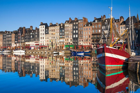 Guided tour of Honfleur: dive into the heart of its history Guided tour of Honfleur: dive into its history
