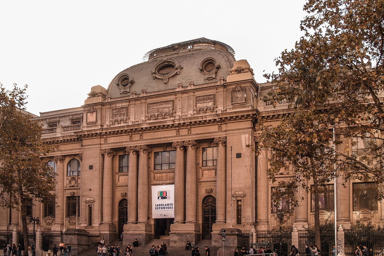 An Architect's Tour of Downtown Santiago