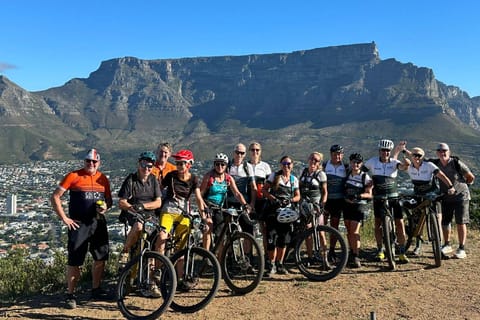 Cape Town: Mountain Biking Trip along Table Mountain