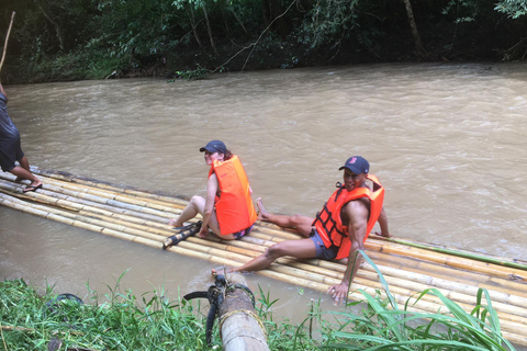 Chiang Mai: 2-Day Jungle Trek with Elephant Farm &amp; Raft Ride