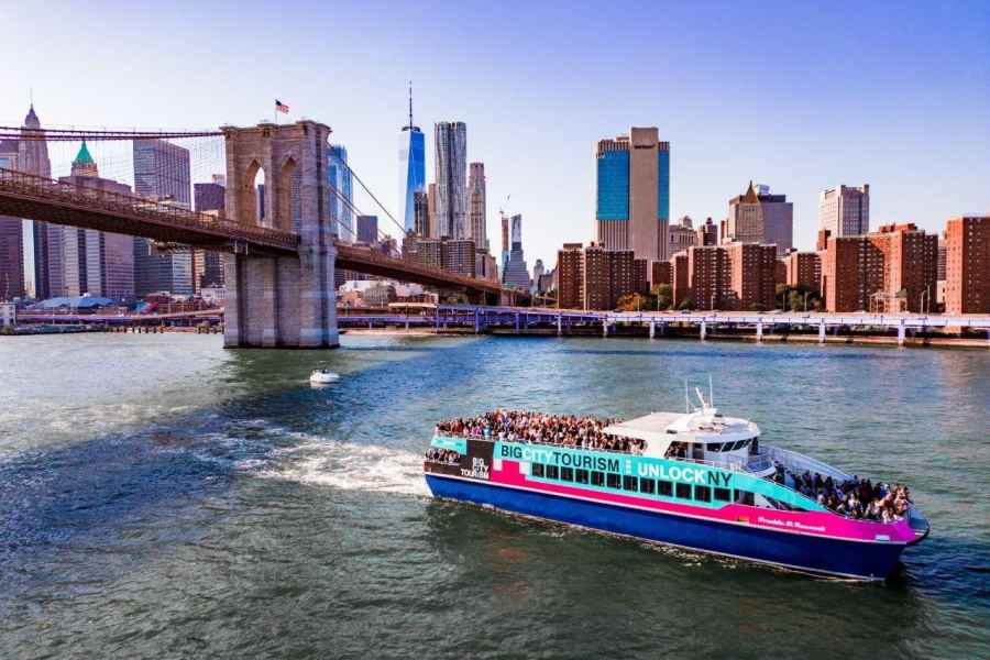 NYC: Kreuzfahrt mit der Freiheitsstatue und der Brooklyn Bridge