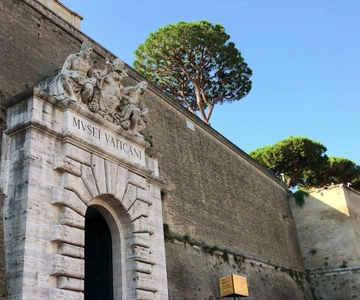 Guided Tour of Vatican Museums & Sistine Chapel