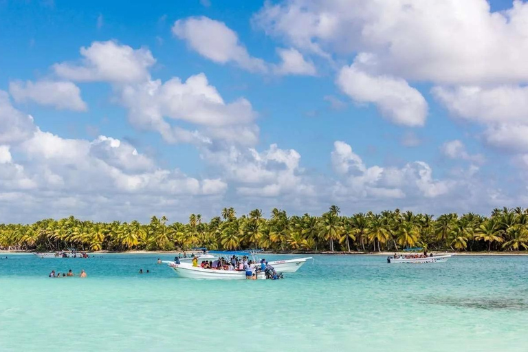 Private: Luxury Saona Island Speedboat Trip with Open Bar