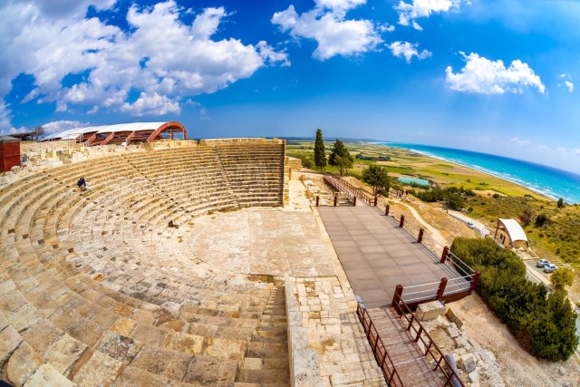 Visit Paphos and Kourion from Ayia Napa/Protaras in German in Mytilene