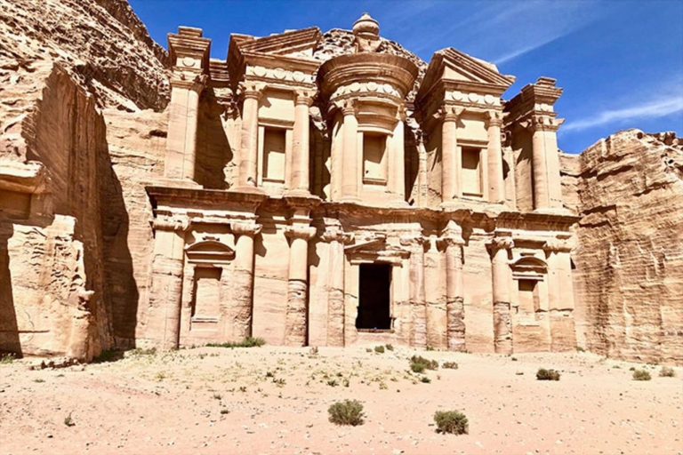Amman: Tagesausflug nach Petra und Stadtbesichtigung mit GuideTagesausflug nach Petra und Stadtrundfahrt mit Guide und Mittagessen
