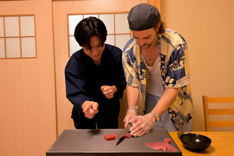 Kyoto: Authentic Sushi Making Experience
