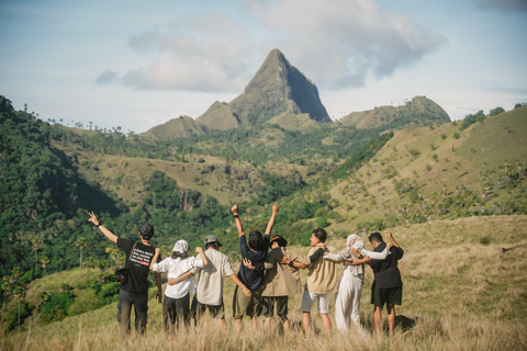 Nuca Molas Overnight Guided Tour from Labuan Bajo