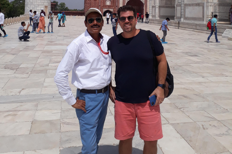 泰姬陵与阿格拉堡之旅（含标志性摄影环节）探索泰姬陵（仅限导览）