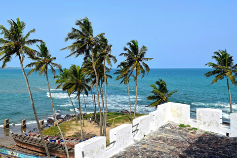 Accra: Cape Coast & Kakum Park Tour by "Trotro" Minibus