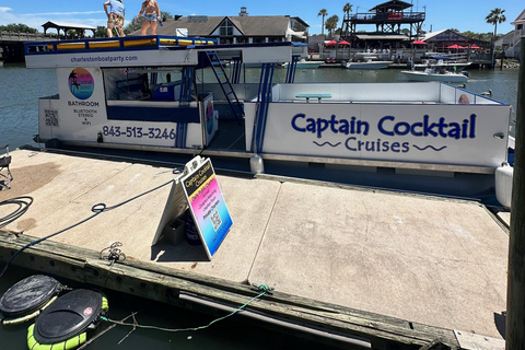 Charleston: Noleggio barca privata; Capitano e accompagnatore; Fino a 22 personeBarca privata con capitano: 3 ore da 15 a 18 passeggeri