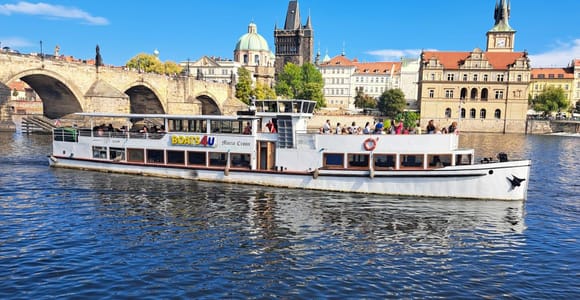 Dinner Cruise with 3-course served menu, one drink inlcuded