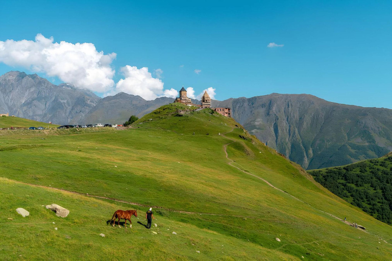 From Tbilisi: Kazbegi, Ananuri & Gudauri Private Tour