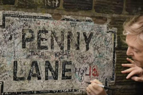 Liverpool: Beatles Now and Then Private Taxi Tour with Guide