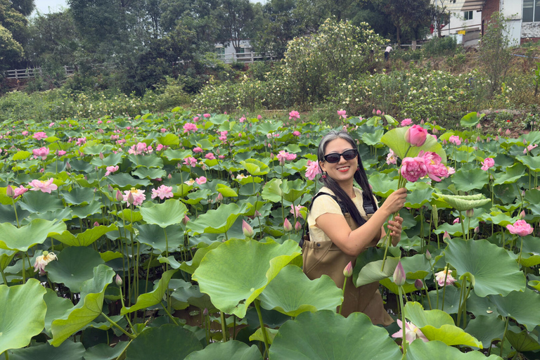HANGZHOU: Farm Tour with Cooking Class and Flower Workshop