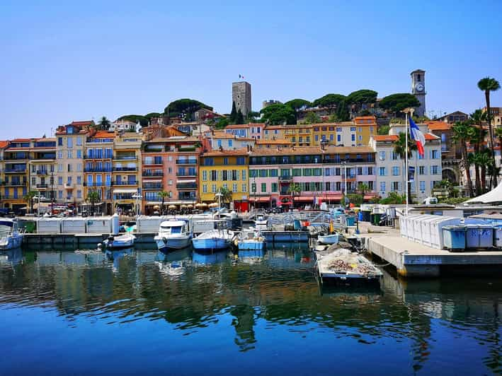 Cannes : Visite privée de l'architecture avec un expert local ...