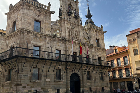 Tour Oviedo Castrillo Polvazares Astorga e Cattedrale di LeonTour Oviedo Castrillo Polvazares Astorga e Catedral de Leon