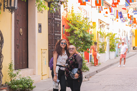 Cartagena: Motorcycle rental in the walled center