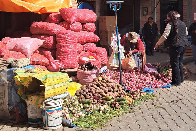 El Alto experience: Cholets and Cholita Fashion Private Tour