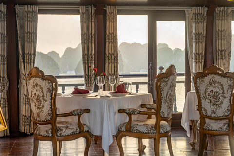 Halong Bucht: 3D2N All inclusive mit Emperor CruiseEmperor Cruise Legacy Halong | 3 Tage Hideaway