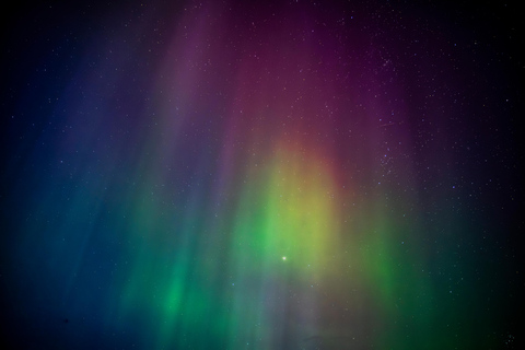 Kiruna: Northern Lights Tour with Snacks & Photos