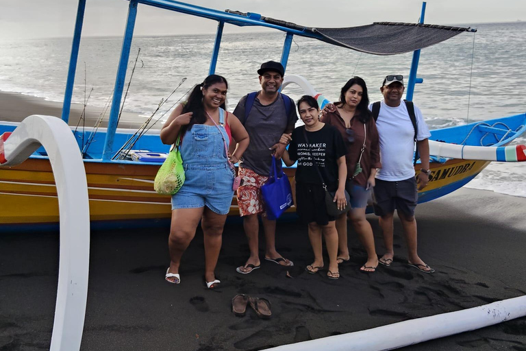 Bali: Fishing Charter Private Boat with Lunch & Hotel Pickup Bali: Fishing Trip & Blue lagoon Snorkeling