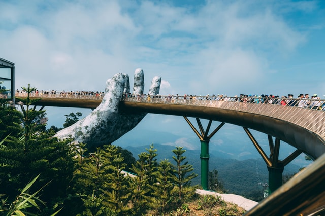 Ba Na Hills Golden Bridge: Private Transfer and Tour Guide