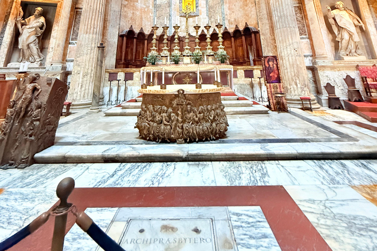 Rome : expérience d&#039;entrée au Panthéon avec hôte et application interactiveRome : Visite guidée du Panthéon avec un accompagnateur et une application interactive