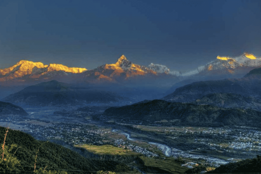 Pokhara: Sarangkot-Sonnenaufgang und private Ganztagestour. Foto: GetYourGuide