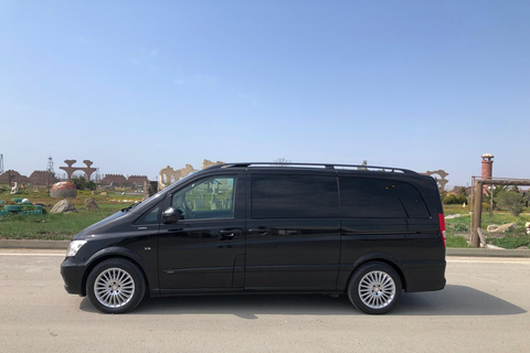 Baku: Luxury Airport Transfer Service