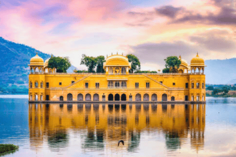 Jaipur: Half-Day Guided E-Rickshaw Tour with Female Driver