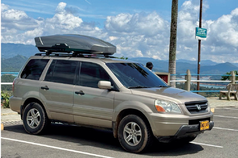 Medellín: Guatapé and Medellín City Door-to-Door Transfer Door-to-door transfer from Medellín to Guatapé.