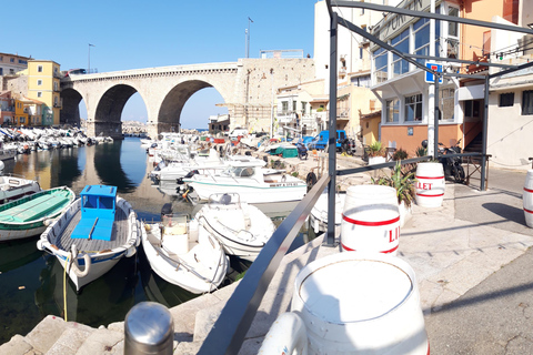 Marsella : visita de las calas urbanas y búsqueda del tesoroMarsella : visita de las calas urbanas y búsqueda del tesoro - Francés