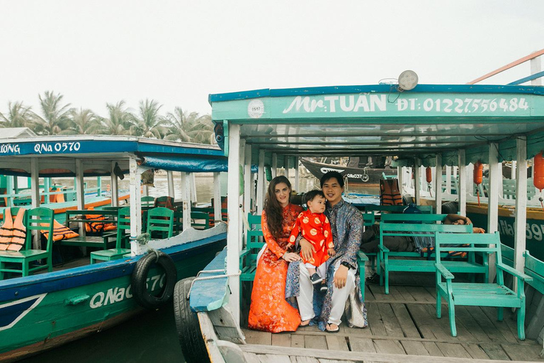 Hoi An Cyclo Tour i vietnamesisk traditionell Ao DaiGruppresa (högst 15 personer per grupp)