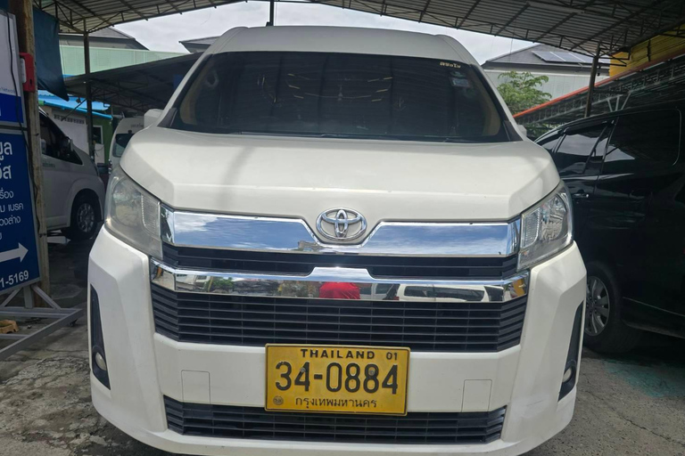 Bangkok: Fast Track Suvarnabhumi Airport & Guide Escort Tour Arrival Fast Track Suvarnabhumi Airport & Guide Escort+Buggy