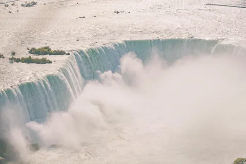 Z Toronto: Wczesna wycieczka 1-dniowa nad wodospad Niagara w małej grupie