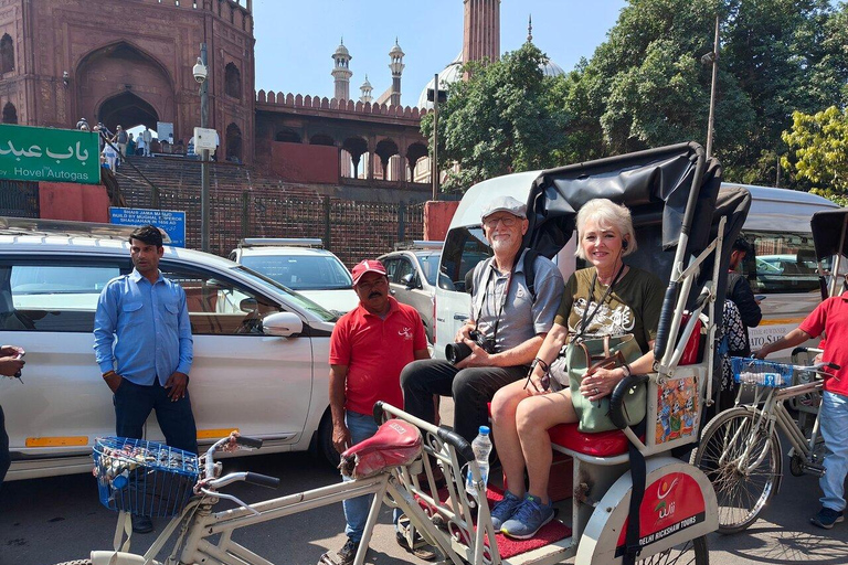 Delhi: Private Half-Day Old Delhi & Hidden Lanes Tour Tour with Guide, AC Car & Street Food Tasting