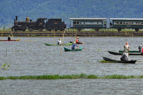 Vanuit Yogyakarta: Indonesisch Spoorwegmuseum en Treinrit