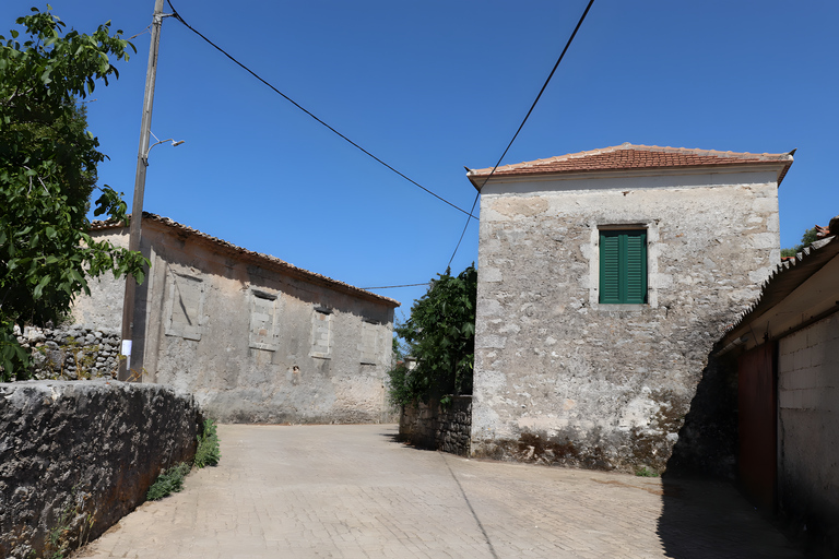 Zante: Bergdörfer – Aussichtspunkt auf Schiffswracks und Blaue HöhlenBerge Zakynthos – Aussichtspunkt auf das Schiffswrack und die Blauen Höhlen