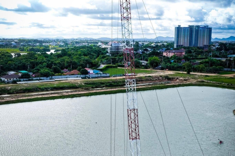 Pattaya: Tallest 60m Bungy Jump in Thailand over the Lake