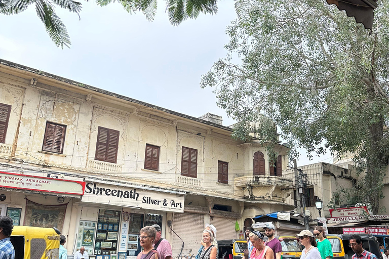 Udaipur: Old City Walking &amp; Foodtour mit einem Einheimischen