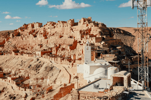 مغامرة خاصة لمدة يوم واحد في الصحراء والقرية البربرية من جربة