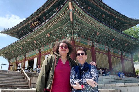 Seoul Old Town: Changdeokgung Palace & Bukchon Hidden Tour