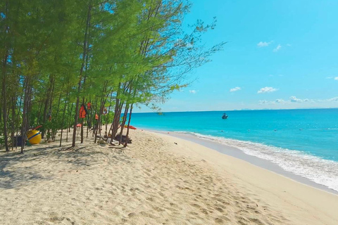 Phi Phi & Bamboo Islands: Island-Hopping Tour with Lunch Phi Phi & Bamboo Islands Island-Hopping Tour with Lunch