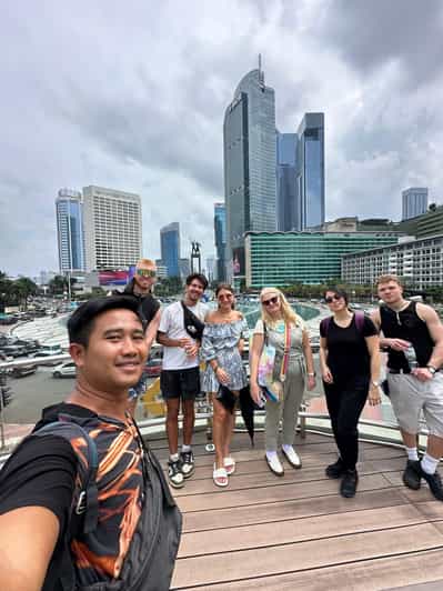 Jakarta Walking Tour: Explore Jakarta as the Locals do